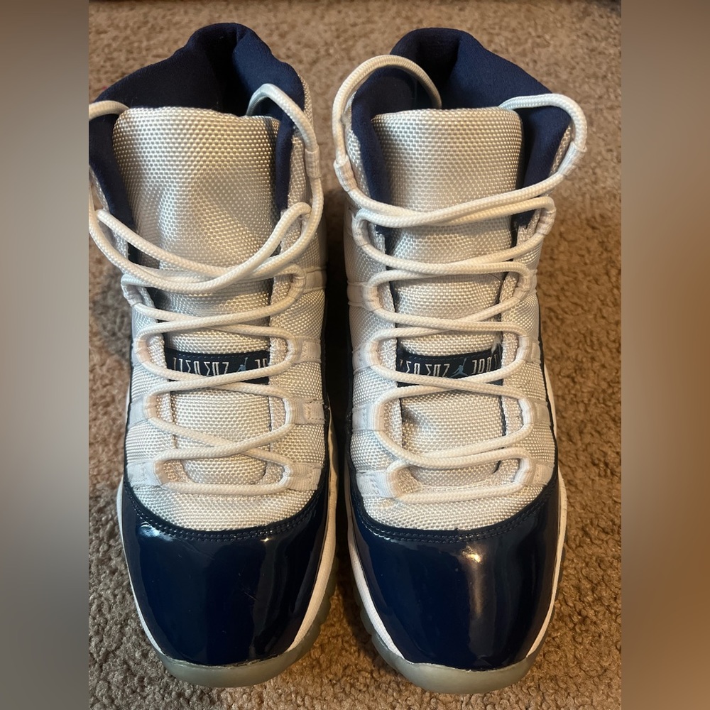 Jordan 11’s UNC Win like ‘82 GS, size 6y. Size 7.5 in women